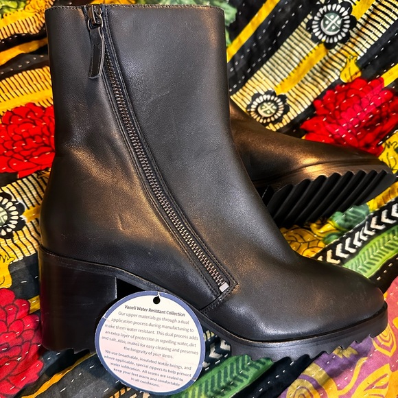 Vaneli Holand Black Leather Boot - Waterproof - Size 10 - Picture 5 of 7